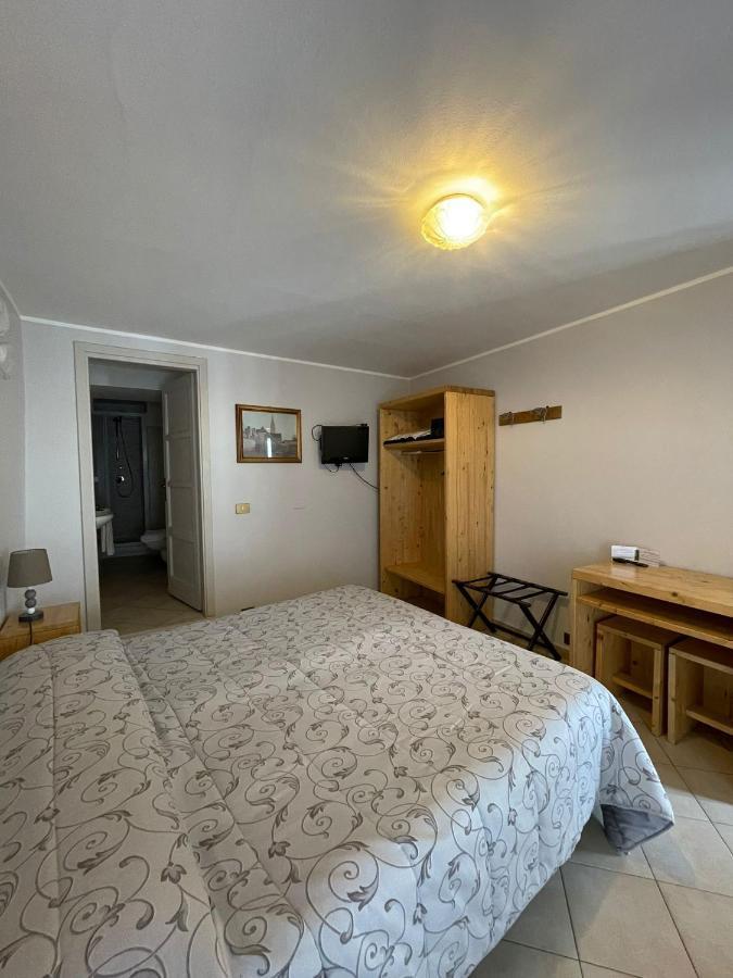 B&B Michelina Кастильоне-д'Интельви Экстерьер фото